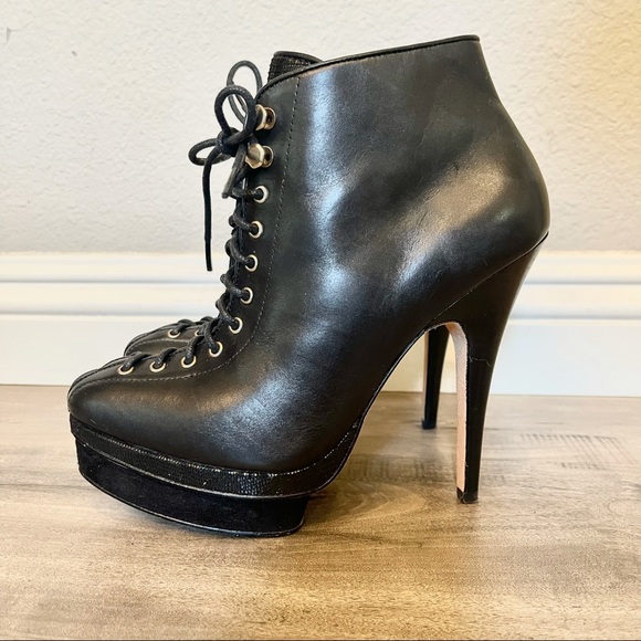 ANN TAYLOR AXIA LACEUP PLATFORM BOOTS | SIZE 6 - Picture 4 of 6